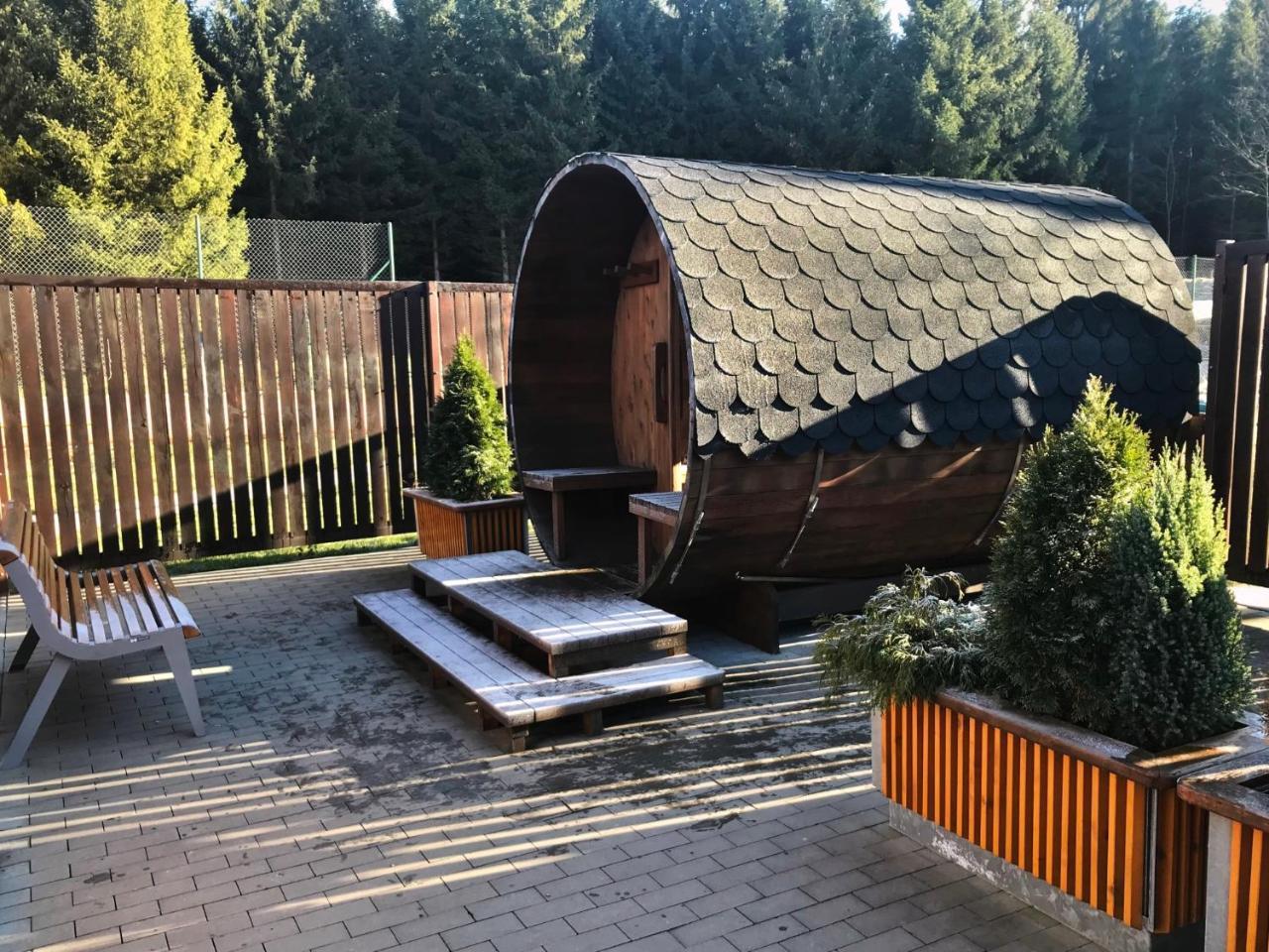Hotel Na Dolině Frenštát pod Radhoštěm Buitenkant foto